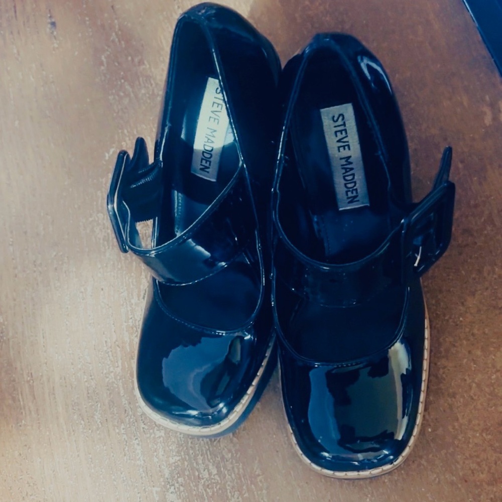 Steve Madden Black Platform Mary Jane Shoes - Picture 5 of 7